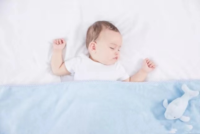 宝宝如何睡个“美容觉”？